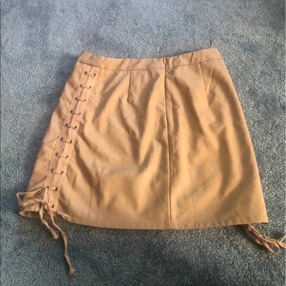 Fashion Nova Skirt - Picture 5 of 8